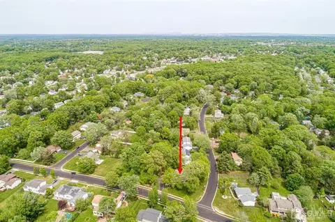 2 Devon Rd, Edison, NJ 08820 photo 5