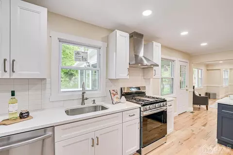 2 Devon Rd, Edison, NJ 08820 photo 39