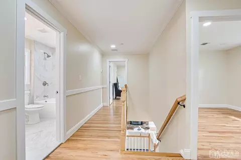 2 Devon Rd, Edison, NJ 08820 photo 43