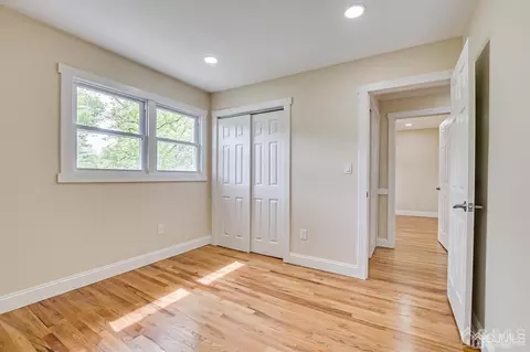 2 Devon Rd, Edison, NJ 08820 photo 51