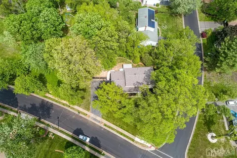 2 Devon Rd, Edison, NJ 08820 photo 3