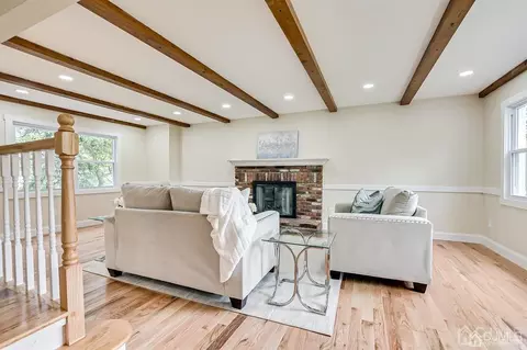 2 Devon Rd, Edison, NJ 08820 photo 14