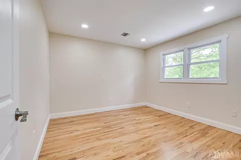 2 Devon Rd, Edison, NJ 08820 photo 54