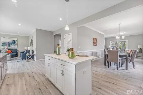 17 Matson Rd, Edison, NJ 08817 photo 5