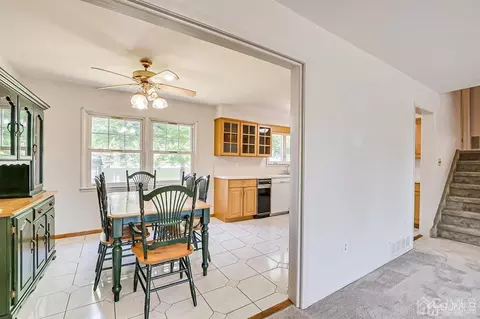 8 Meyer Rd, Edison, NJ 08817 photo 16
