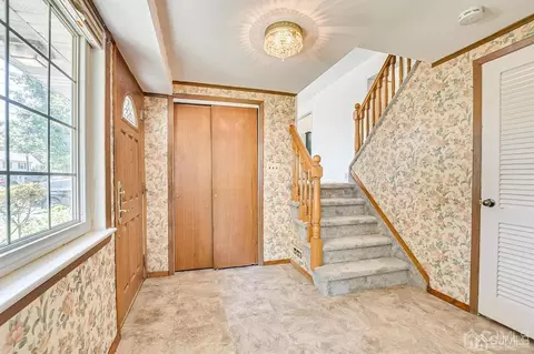 8 Meyer Rd, Edison, NJ 08817 photo 11