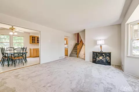 8 Meyer Rd, Edison, NJ 08817 photo 15