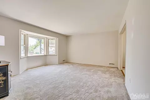 8 Meyer Rd, Edison, NJ 08817 photo 13