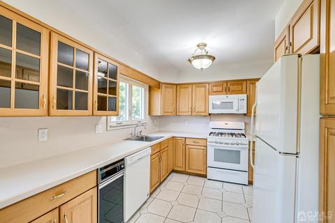 8 Meyer Rd, Edison, NJ 08817 photo 26