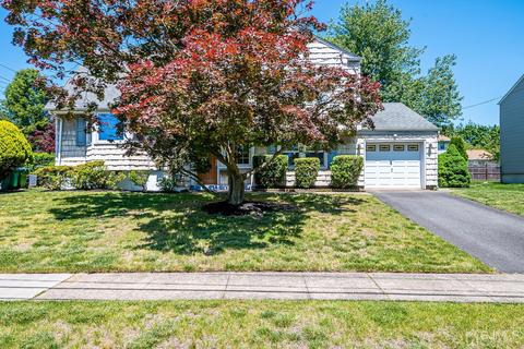 8 Meyer Rd, Edison, NJ 08817 photo 2