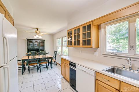 8 Meyer Rd, Edison, NJ 08817 photo 23