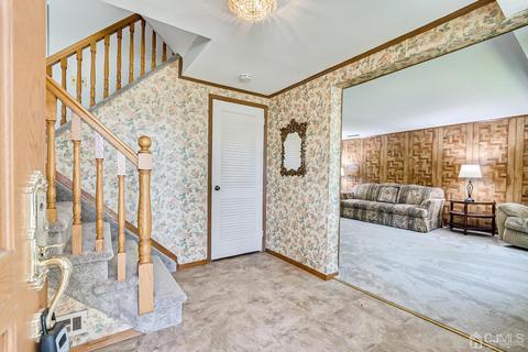 8 Meyer Rd, Edison, NJ 08817 photo 5