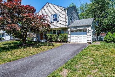 8 Meyer Rd, Edison, NJ 08817 photo 1