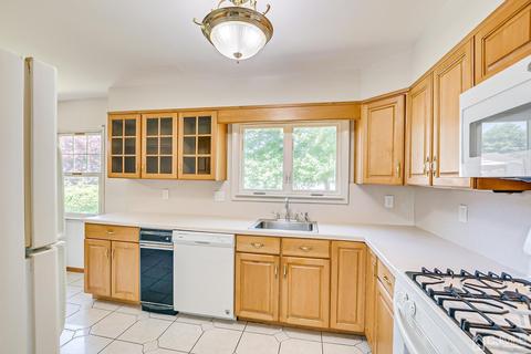 8 Meyer Rd, Edison, NJ 08817 photo 21