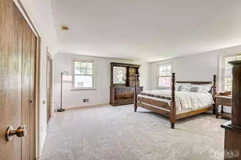 8 Meyer Rd, Edison, NJ 08817 photo 27