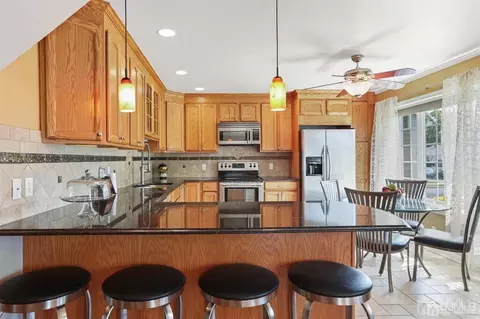 41 Eardley Rd, Edison, NJ 08817 photo 8
