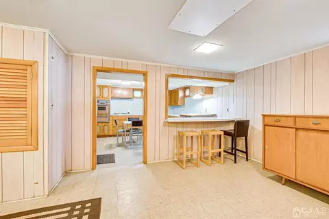 82 Calvert Ave, Edison, NJ 08820 photo 40