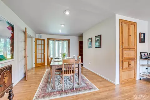 82 Calvert Ave, Edison, NJ 08820 photo 17
