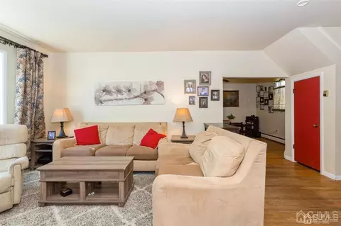 405 2nd St, Middlesex, NJ 08846 photo 5