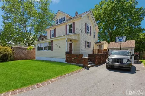 405 2nd St, Middlesex, NJ 08846 photo 1