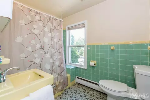 405 2nd St, Middlesex, NJ 08846 photo 12