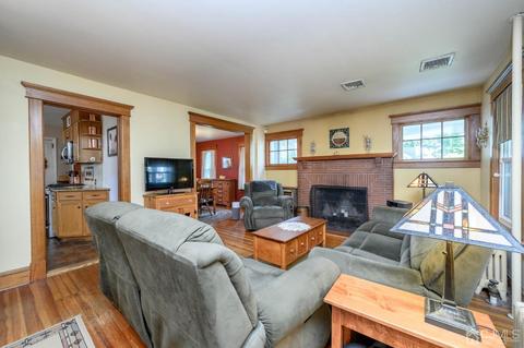 12 E High St, Bound Brook, NJ 08805 photo 6