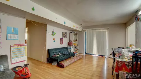 1527 Raspberry Ct, Edison, NJ 08817 photo 3