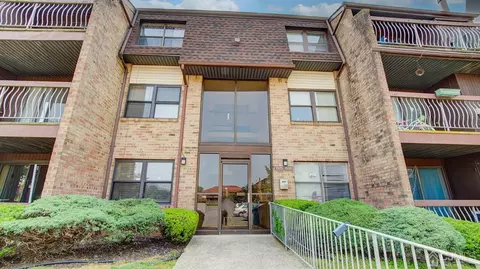 1527 Raspberry Ct, Edison, NJ 08817 photo 1