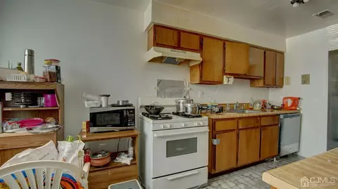 1527 Raspberry Ct, Edison, NJ 08817 photo 7