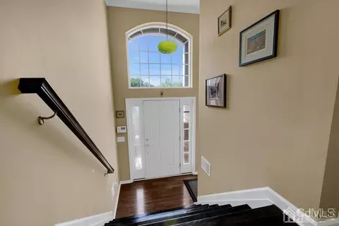 9 Mcgowan Ct, Old Bridge, NJ 08857 photo 3