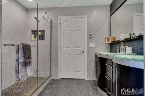 9 Mcgowan Ct, Old Bridge, NJ 08857 photo 22