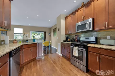 9 Mcgowan Ct, Old Bridge, NJ 08857 photo 11