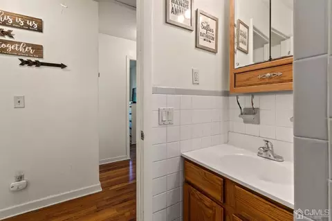 445 2nd St, Middlesex, NJ 08846 photo 14