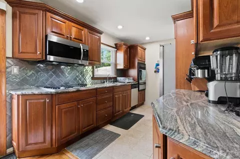 445 2nd St, Middlesex, NJ 08846 photo 7
