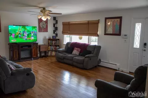 15 Old Forge Rd, Helmetta, NJ 08828 photo 4