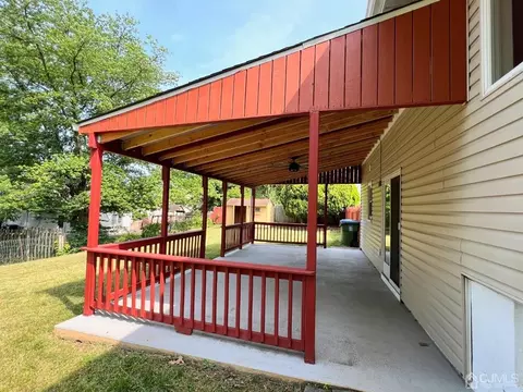 4 Loeb Ct, Edison, NJ 08817 photo 21