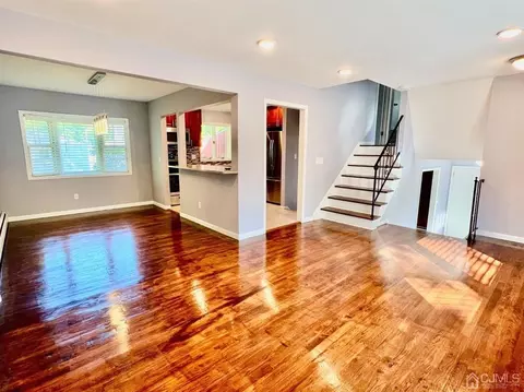 4 Loeb Ct, Edison, NJ 08817 photo 8