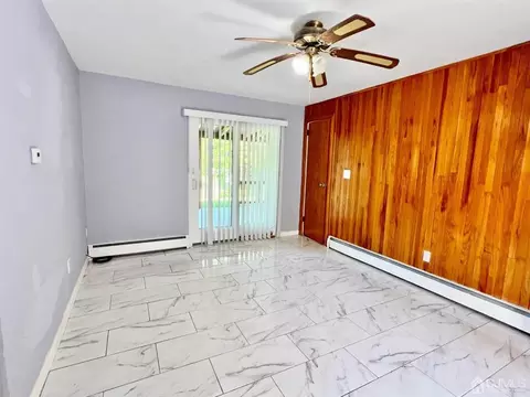 4 Loeb Ct, Edison, NJ 08817 photo 5