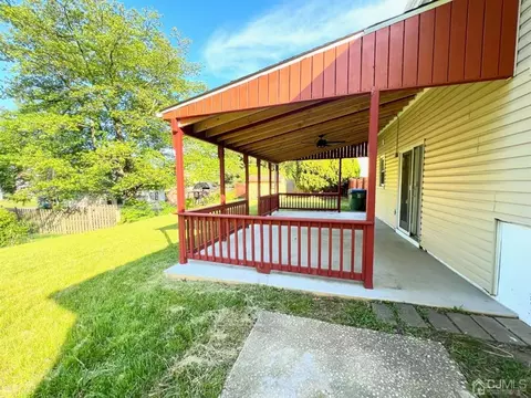 4 Loeb Ct, Edison, NJ 08817 photo 23