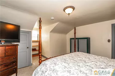100 Lloyd St, Edison, NJ 08817 photo 13