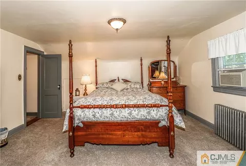 100 Lloyd St, Edison, NJ 08817 photo 12