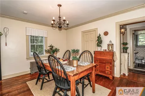 100 Lloyd St, Edison, NJ 08817 photo 9