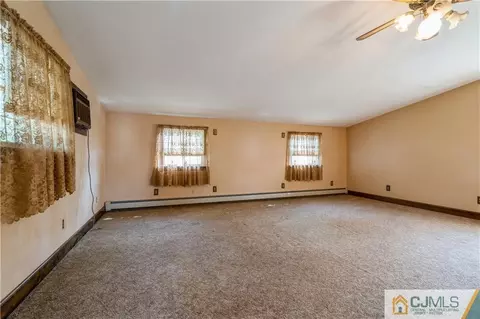 9 Old Forge Rd, Helmetta, NJ 08828 photo 24