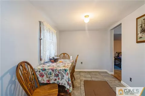 9 Old Forge Rd, Helmetta, NJ 08828 photo 7