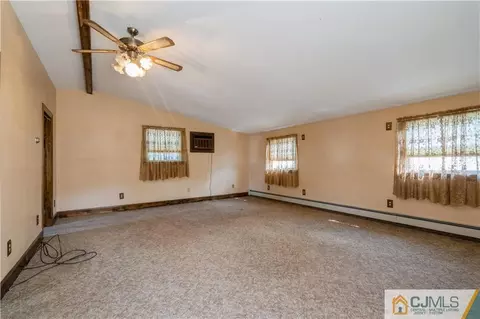 9 Old Forge Rd, Helmetta, NJ 08828 photo 21
