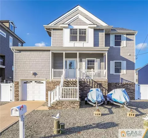 247 Cedar Dr, Berkeley, NJ 08721 photo 2