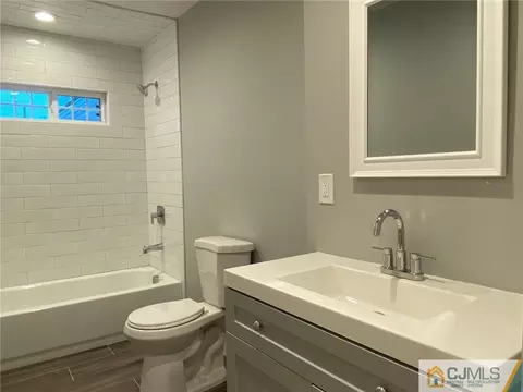 97 Thomas Pl, Edison, NJ 08837 photo 11