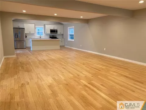 97 Thomas Pl, Edison, NJ 08837 photo 5