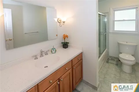 11 Jonathan Dr, Edison, NJ 08820 photo 29