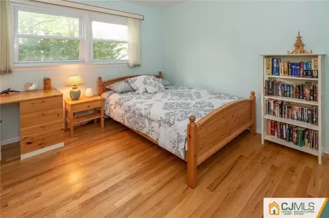 11 Jonathan Dr, Edison, NJ 08820 photo 27